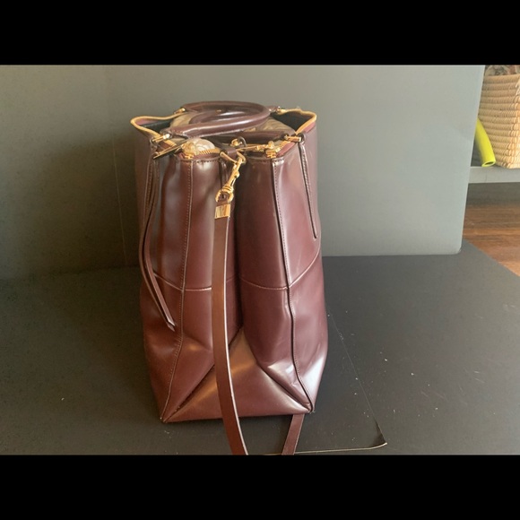 Coach Borough Bag in Oxblood polished calfskin - Picture 2 of 6